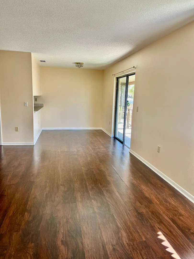 FREE 1st Months Rent! - 2/2 Condo in Melbourne — Photo 3