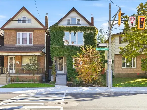 26 Sherman Ave N, Hamilton, ON L8L 6L8
