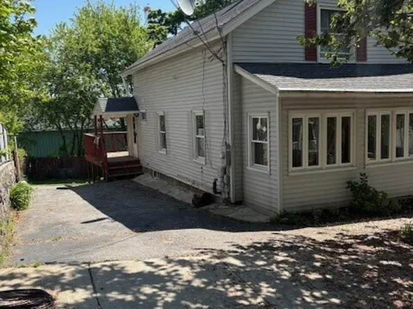 43 Eastern Avenue, New London, CT 06320