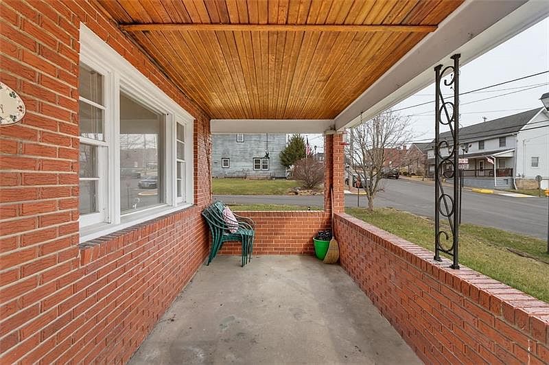 307 Liberty St, Perryopolis, PA 15473 Zillow