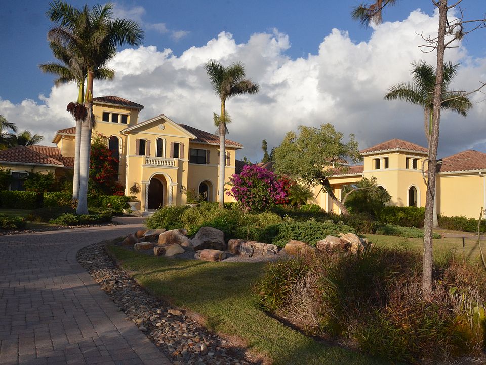 2nd image of 125 Mahogany Dr