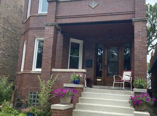 4232 N Leavitt St #1, Chicago, IL 60618