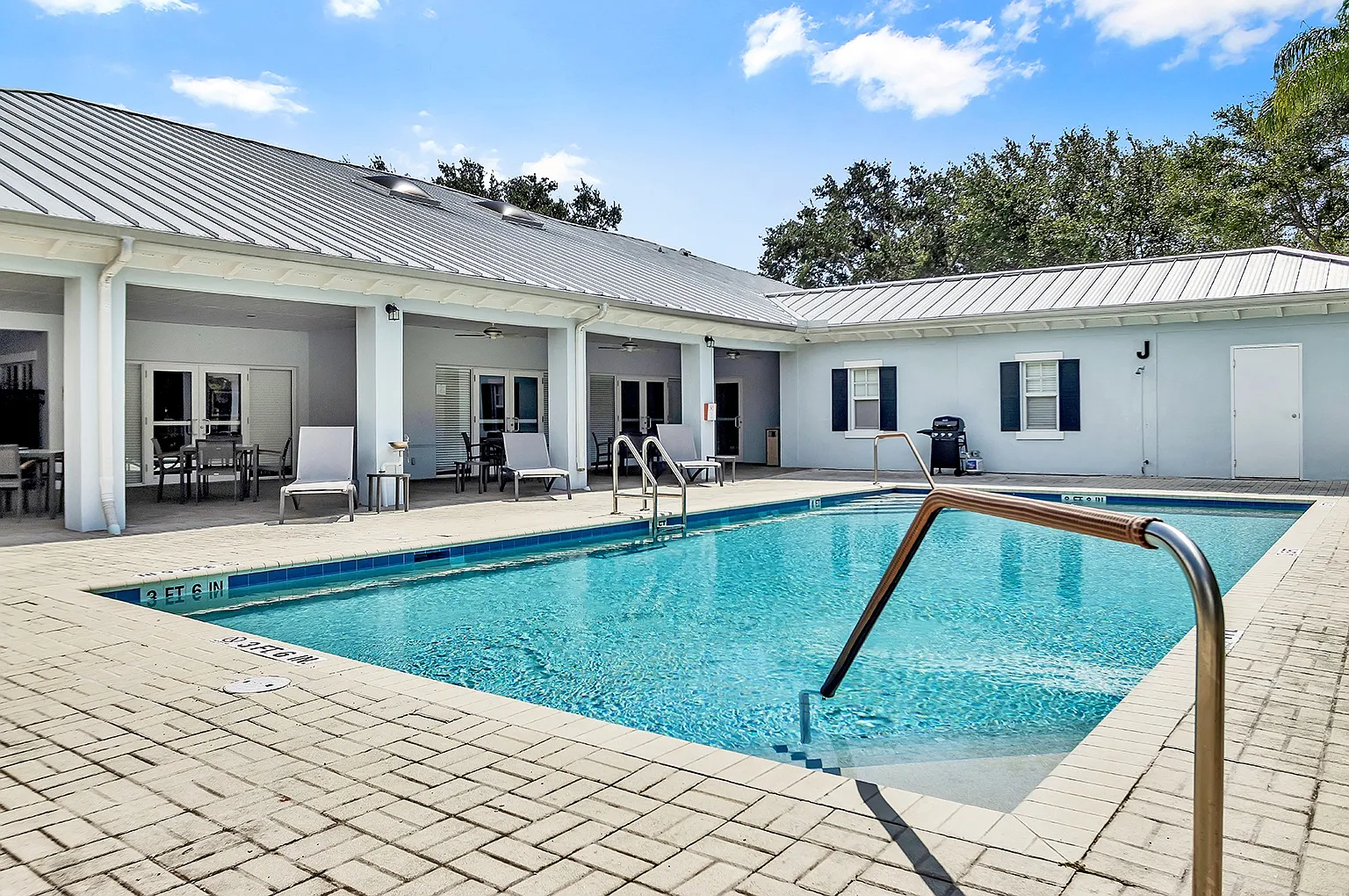 Groves of Delray 62+ Apartments — Photo 2