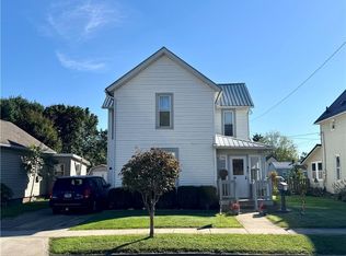 436 N 8th St, Coshocton, OH 43812
