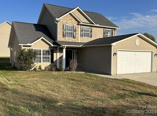 143 Chowan Dr, Fletcher, NC 28732