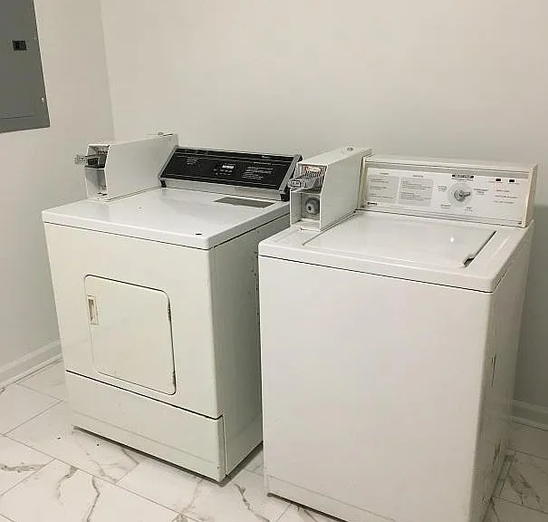 224 S 44th St #3B — Photo 6