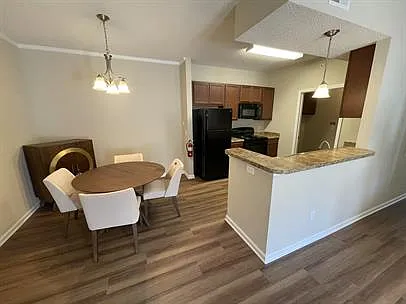 156 Millstone Rd #H — Photo 5