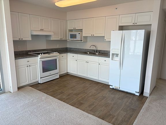 2nd image of 801 South St APT 2729