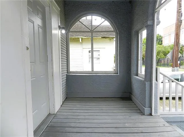 4033 Eagle St — Photo 3