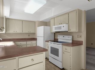 4554 E Paradise Village Pkwy N UNIT 219, Phoenix, AZ 85032