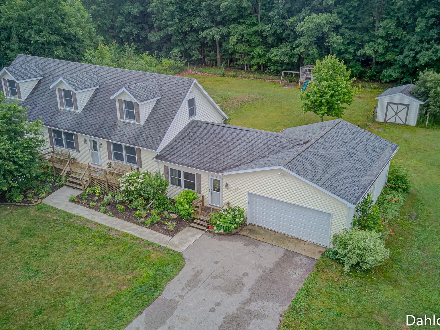 7525 Sternberg Rd, Nunica, MI 49448 | Zillow