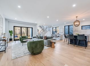 809-811 Heath St, Chestnut Hill, MA 02467