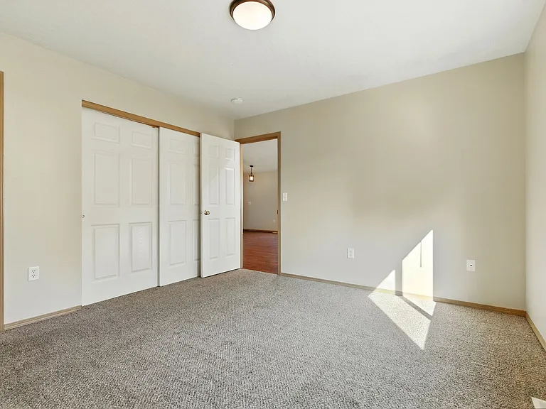 4618 E 14th Ave — Photo 11