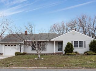 711 Carol Ave, Oakhurst, NJ 07755