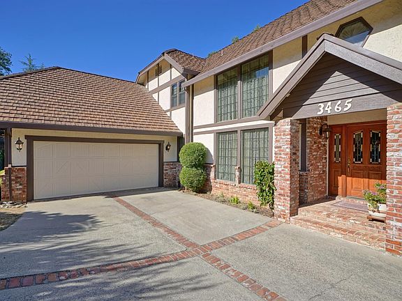 3rd image of 3465 Reddick Ct
