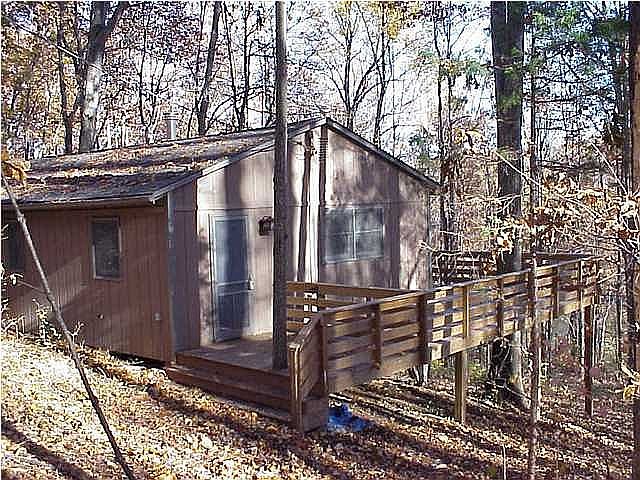1st image of 103 N White Oak Lakeview Dr