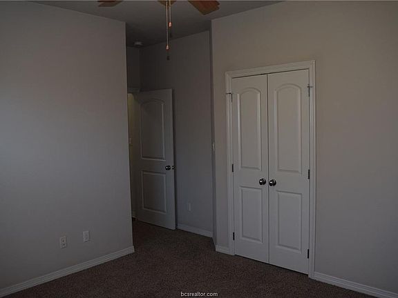 5th image of 530 Forest Dr