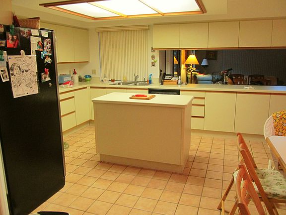 2nd image of 4300 Sea Woods Beach Side Home
