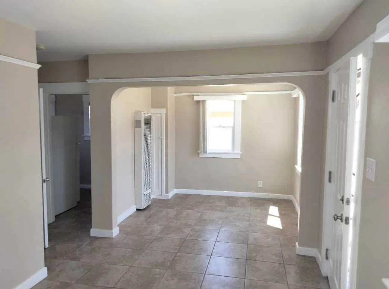 1 bed, 650 sqft, $2,200 — Photo 2
