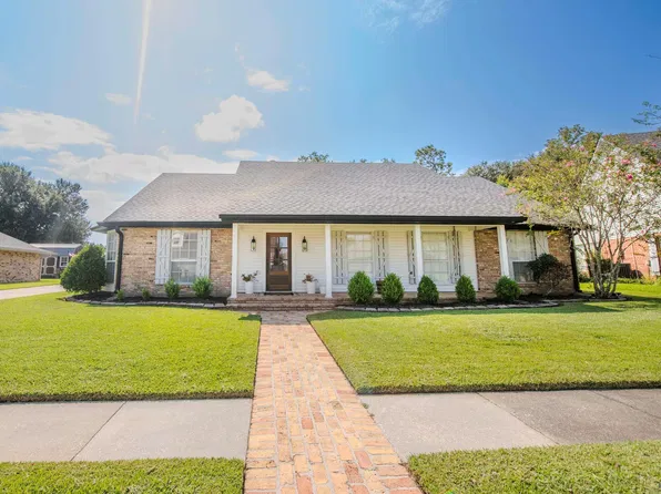 107 Myrick Dr, Houma, LA 70360