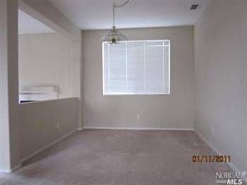 4th image of 825 Cedarcrest Dr