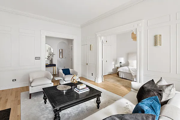 Sold by Compass | media 5