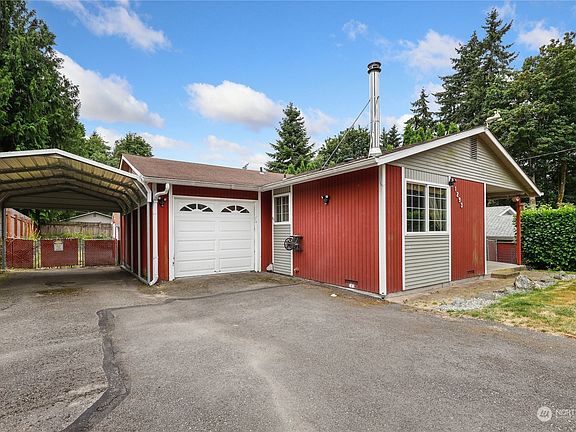 2nd image of 1293 NE Vena Avenue