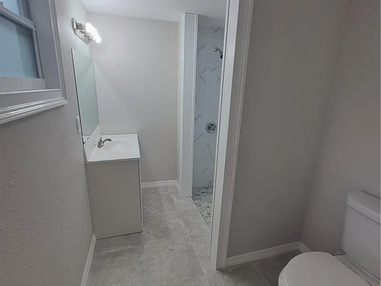 15 N Washington St — Photo 16