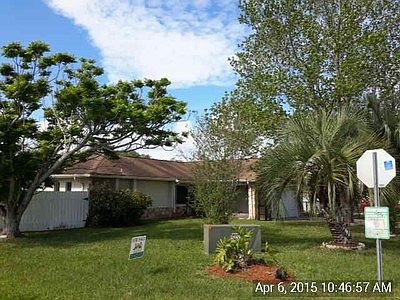2nd image of 537 Floral Dr