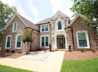 8812 Kenston Ct, Mobile, AL 36619