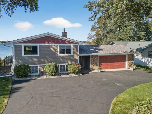 80 Lake Dr E, Annandale, MN 55302