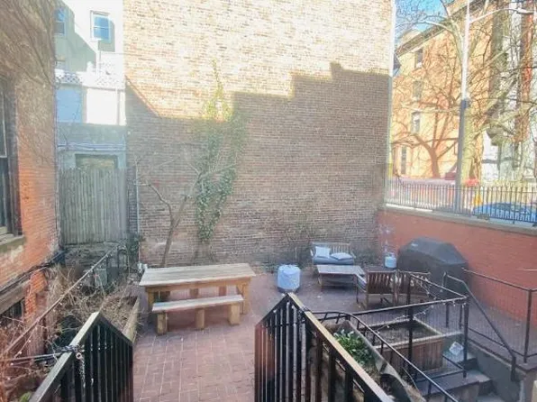 93 Remsen Street PARLOR image 3 of 13
