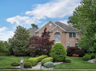 20 Oxford Dr, Ocean, NJ 07712