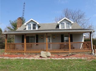 26185 Middle Pike, Waynesfield, OH 45896