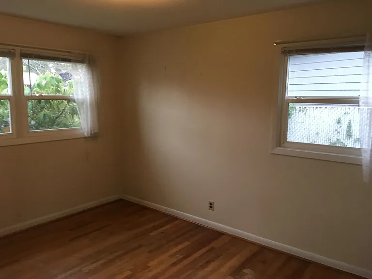 210 Baltimore Way — Photo 5