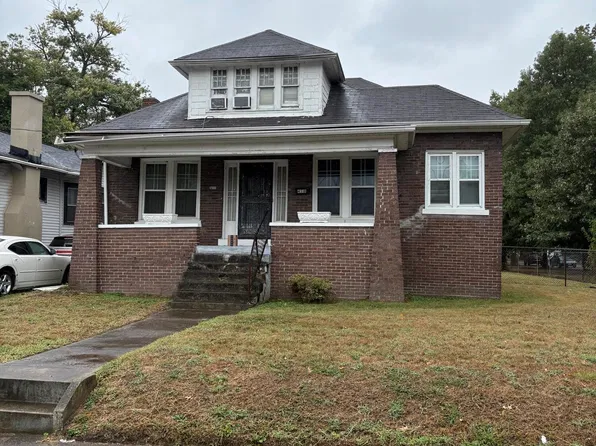 4518 W Market St, Louisville, KY 40212