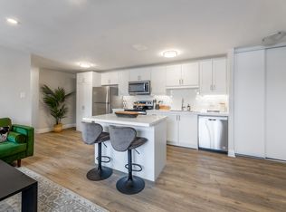 1111 Forestwood Drive, Mississauga, Mississauga, ON L5C 1H3