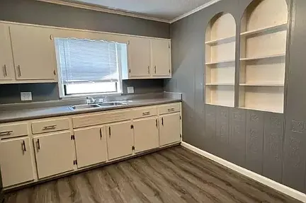 Oak Tree Apartments — Photo 4