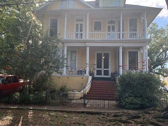 2nd image of 1636 Peniston St #A