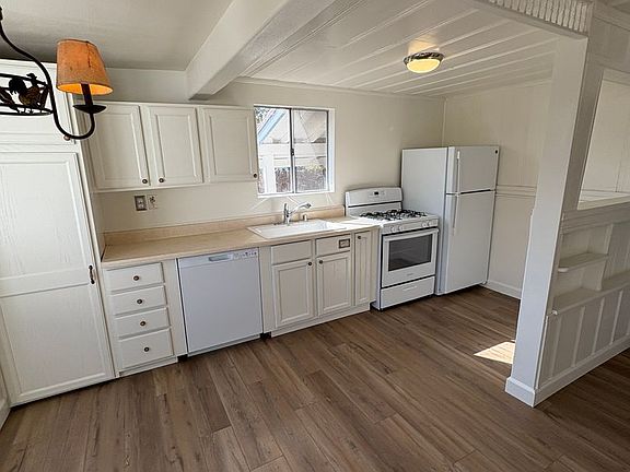 4th image of 11071 Aster St