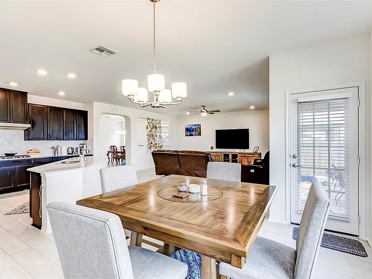 3712 Forino Dr — Photo 18