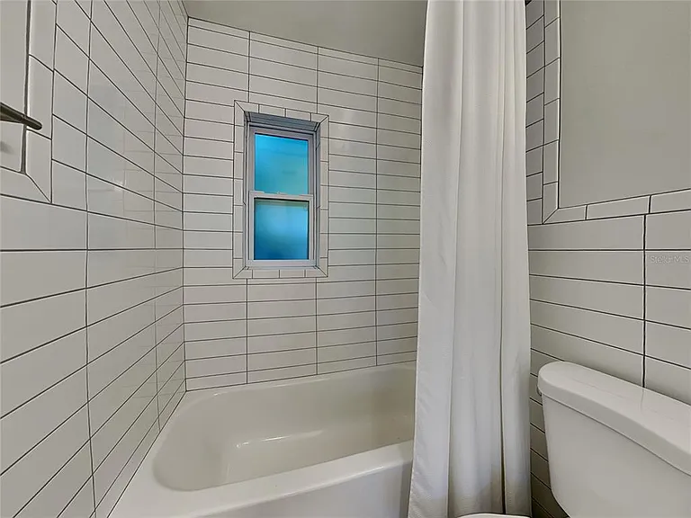 902 S Bruce St #B — Photo 18