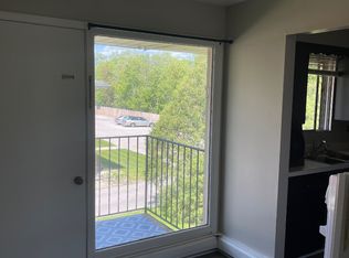 1735 15th Ave APT 11, Kenosha, WI 53140