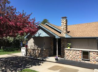 6102 W Barnhart Rd, Ludington, MI 49431