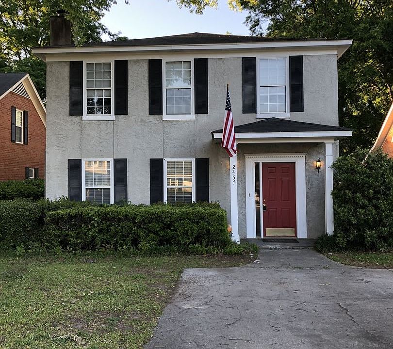 1st image of 2457 Riverlook Dr