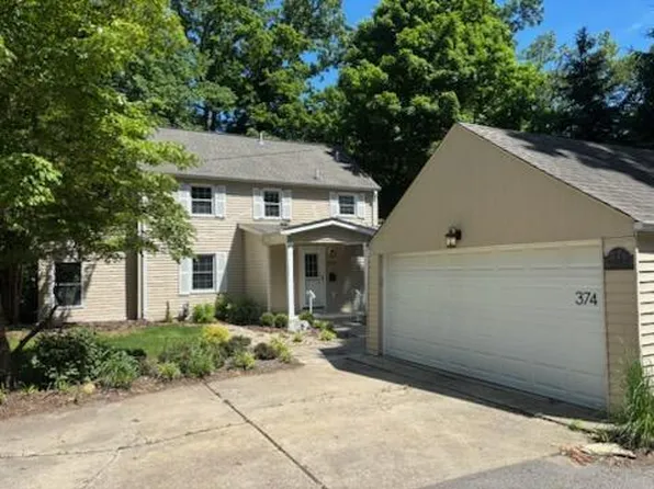 374 Walhalla Rd, Columbus, OH 43202