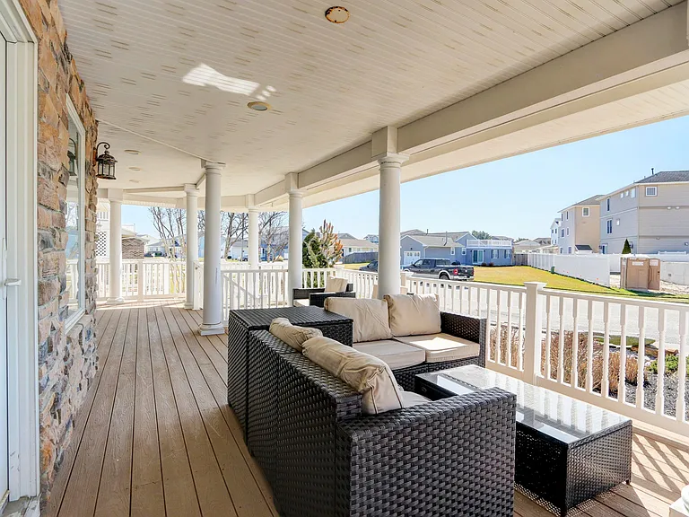 5219 Sea Spray Rd — Photo 10