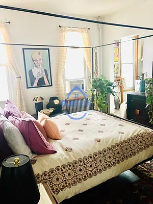 Rented by Blue Egg Realty Corp | media 14