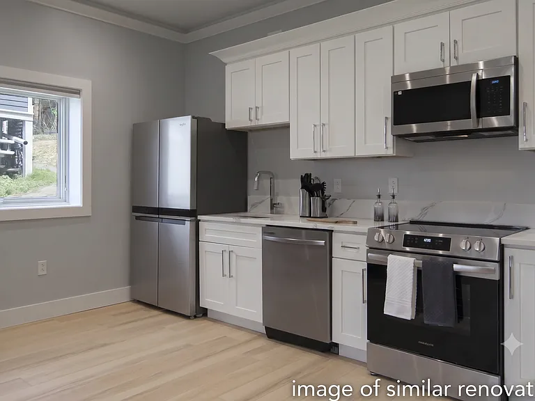 401-403 College Ave — Photo 5