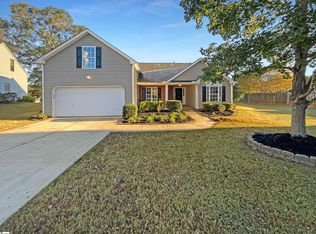331 E Rustling Leaves Ln, Roebuck, SC 29376